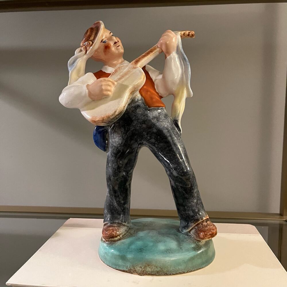 Vintage Ditmar Urbach Czech Art Deco Musician Figurine – Guitar – Czechoslovakia